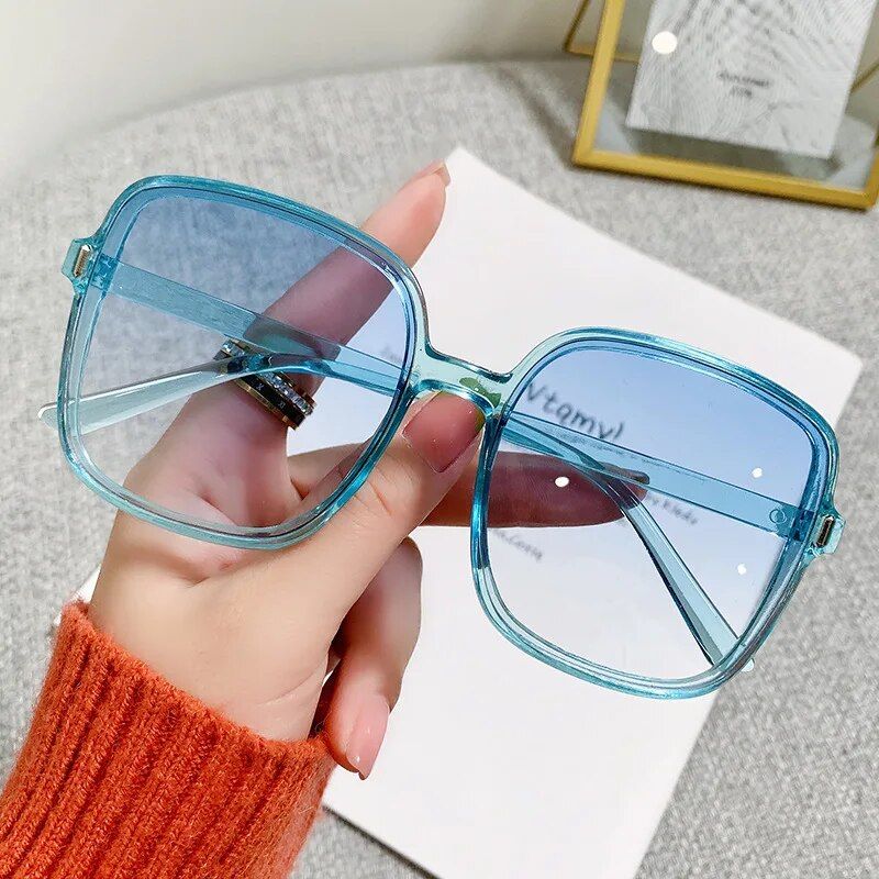 Trendy Gradient Square Sunglasses for Women 