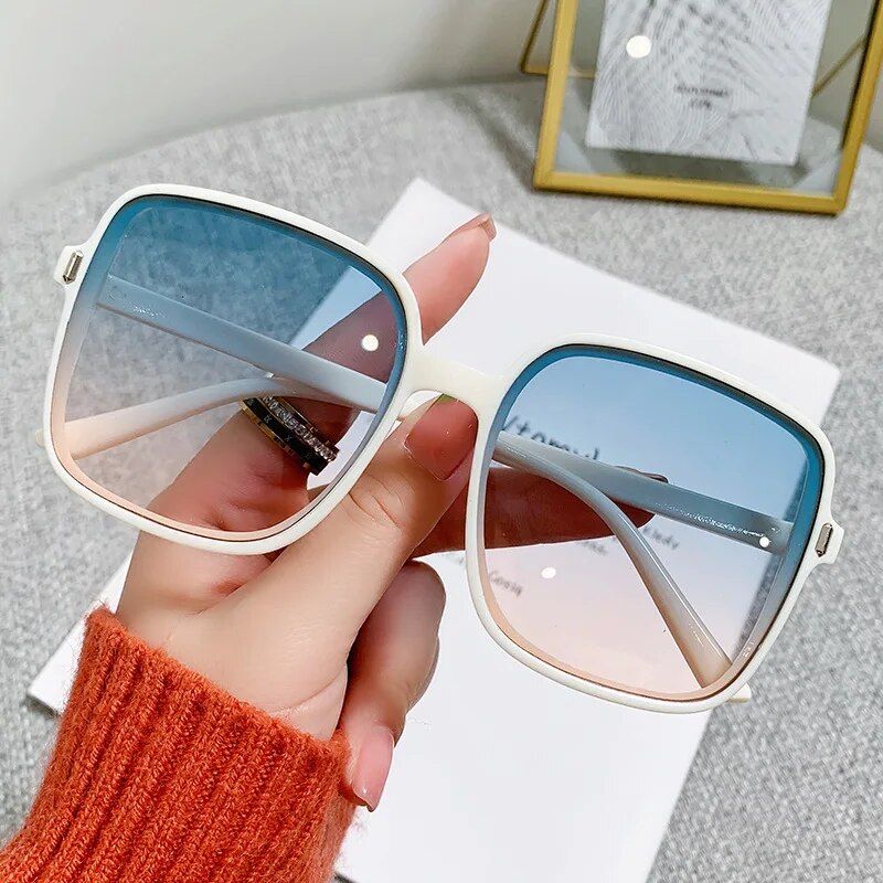 Trendy Gradient Square Sunglasses for Women 