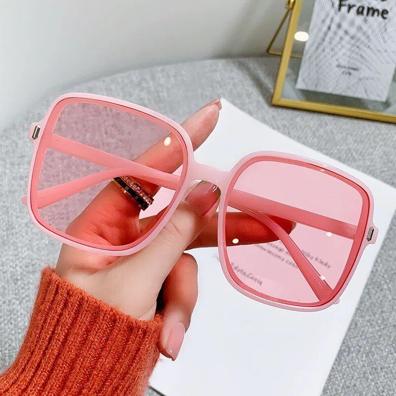 Trendy Gradient Square Sunglasses for Women 