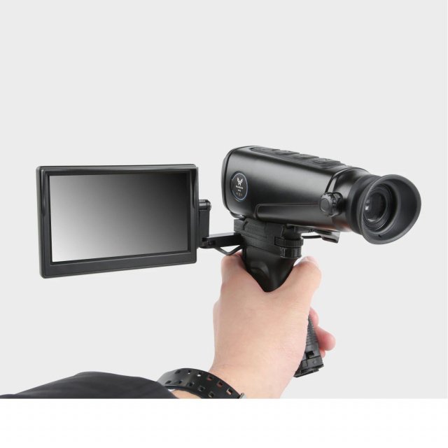 High-Performance Thermal Imaging Monocular for Night Hunting - Image 4