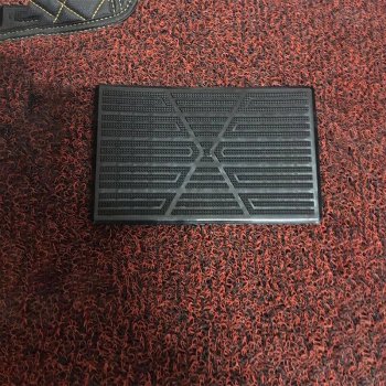 Universal Car Pedal Anti-Skid Floor Mat (23x15cm)