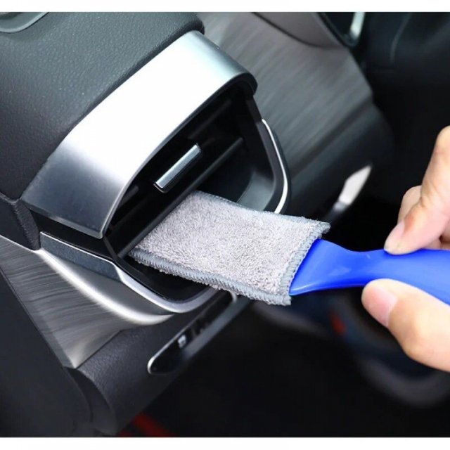 Double-Ended Car Detailing Brush for Air Vents & Screens