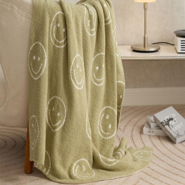 Cozy Cartoon Smile Face Microfiber Throw Blanket - Image 5