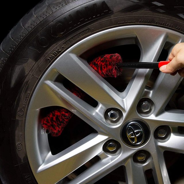 Flexible Wheel Woolies Detailing Brush for Precise Car Rim Cleaning - Image 3