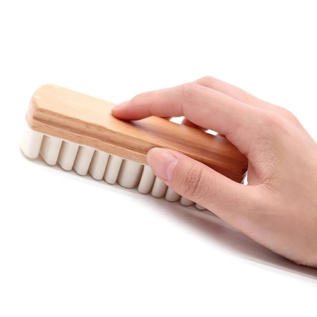 Natural Beech Wood Car Interior Detailing Brush - Image 5