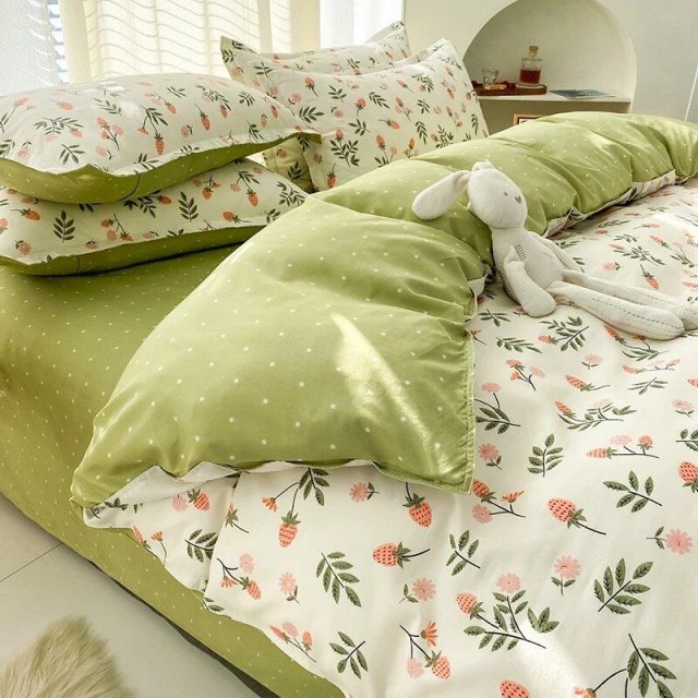 Charming Flower Pattern Bedding Set - Image 5