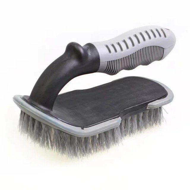 Efficient Car Wash Cleaning Brush with T-Bend Handle - Image 3