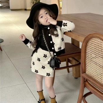 Charming Floral Knit Cardigan and Skirt Set for Girls - Perfect Autumn Outfit