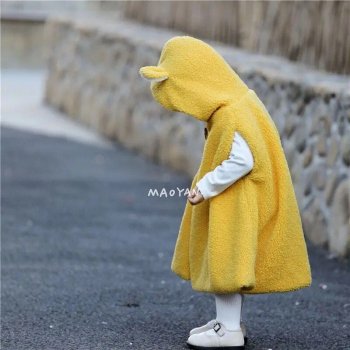 Cozy Plush Toddler & Baby Winter Hooded Cloak Jacket - Warm Sleeveless Shawl for Kids 0-4Y