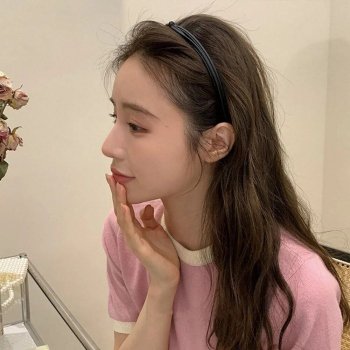 Elegant Korean Knotted PU Leather Headband - Simple Geometric Thin Hair Hoop for Women