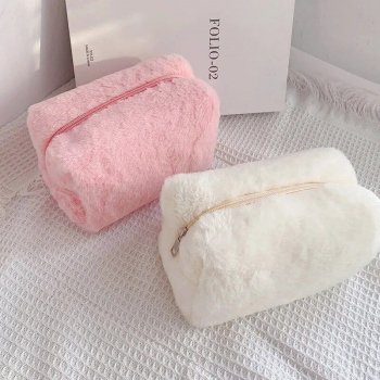 Chic Soft Fur Cosmetic Bag - Fashionable Travel Makeup Organizer for Women and Girls