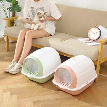 Deluxe Enclosed Cat Litter Box