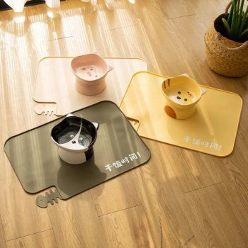 Quadrate Silicone Cat Feeding Mat - Waterproof & Non-Slip Pet Bowl Pad