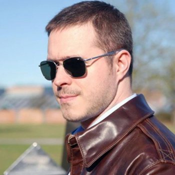Elite Pilot-Style Sunglasses - UV400 Protective, Military-Inspired Fashion Eyewear