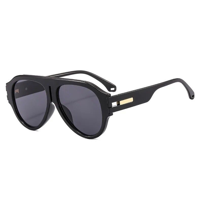 Chic Oversized Square Sunglasses - Vintage-Inspired UV400 Protective Eyewear 