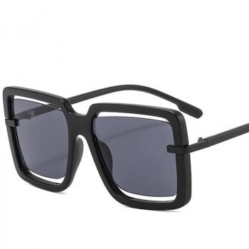 Fashion Green Oversized Square Sunglasses - UV400 Protective Beachwear Eyewear for Women