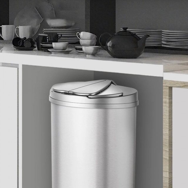 Eco-Friendly Stainless Steel Smart Trash Bin for Home & Office - Image 4