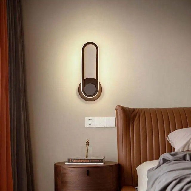 Modern 12W Adjustable Touch Wall Lamp