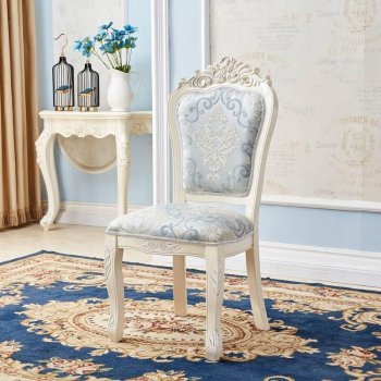 Elegant Nordic Retro Solid Wood Dining Chair